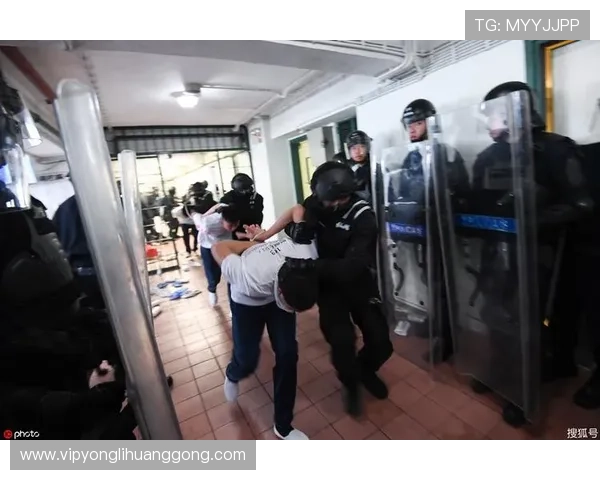 澳门豪赌客的心理压力与应对方式：面对巨额亏损时的心理调适